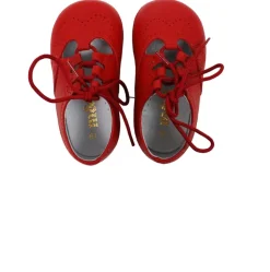 Lace up brogue leather shoes in red