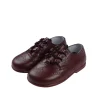 Lace up brogue shoes in burgundy