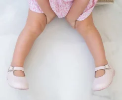Mary Jane shoes pink